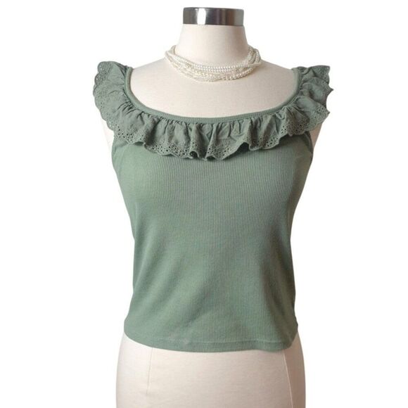 American Eagle Womens Ribbed Cropped  Tank M Green Eyelet Ruffle Knit Top - Picture 1 of 6